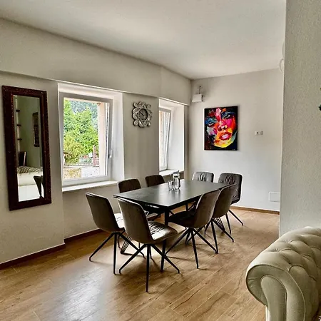 Valpolicella River Ponton